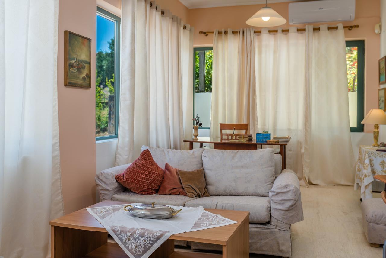 Le Reve Apartment Akrotiri  ภายนอก รูปภาพ